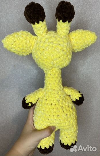 Вязаный жираф