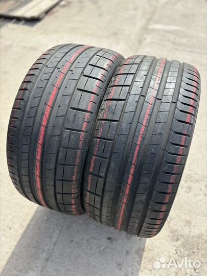 Pirelli P Zero PZ4 245/35 R20