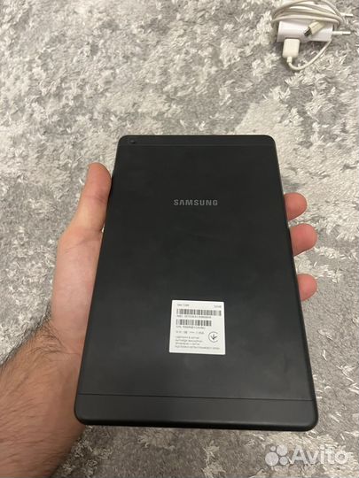 Планшет Samsung Galaxy Tab A 8.0 (+ зарядка)