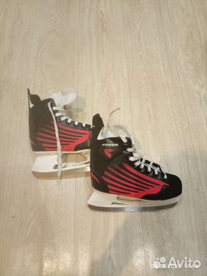 Коньки хоккейные