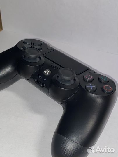 Геймпады Dualshock 4