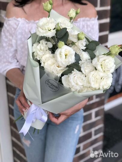 Эустома белая букет заказать