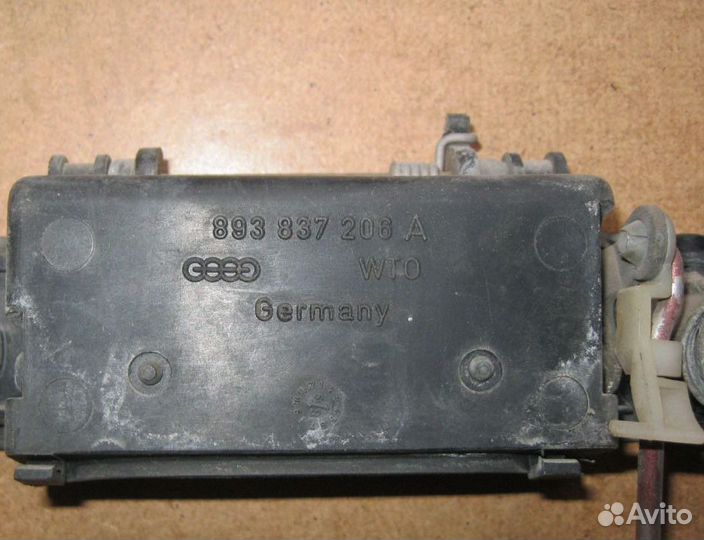 Ручка двери наружная задняя Audi 80 B3