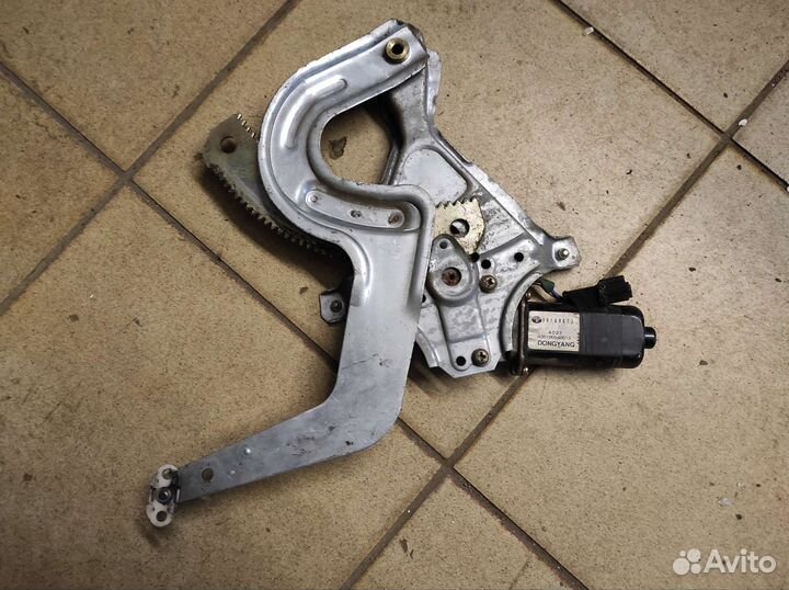 Стеклоподъемник nexia