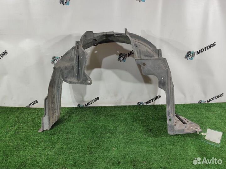 Подкрылок передний левый Nissan Cube BZ11 CR14DE