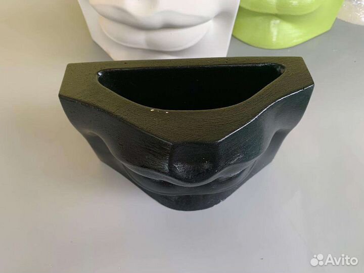 Губы Давида кашпо ваза окрашенные