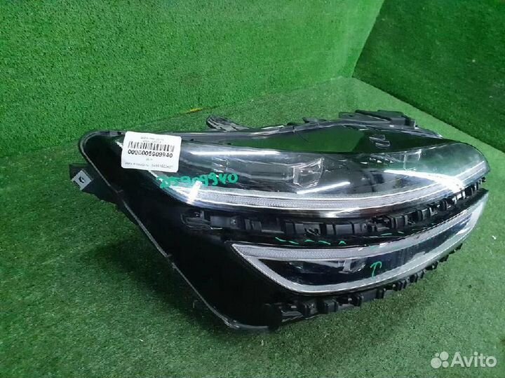 Фара правая Genesis GV70