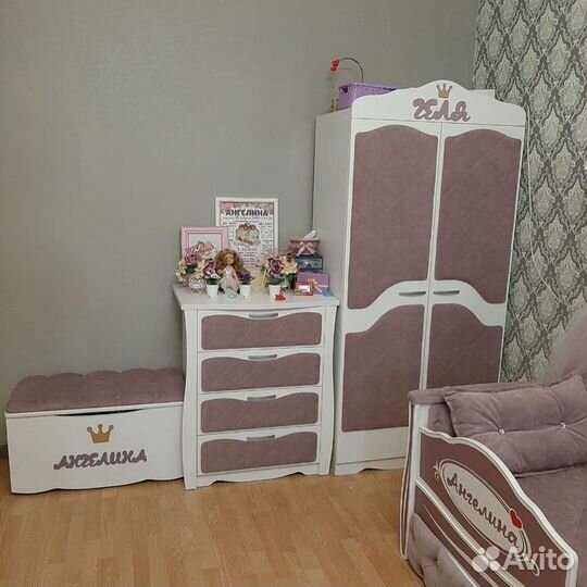 Детский 2-створчатый шкаф с мягким фасадом