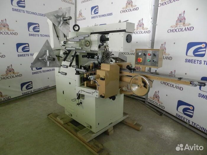 Заверточная машина для конфет Nagema EU-7