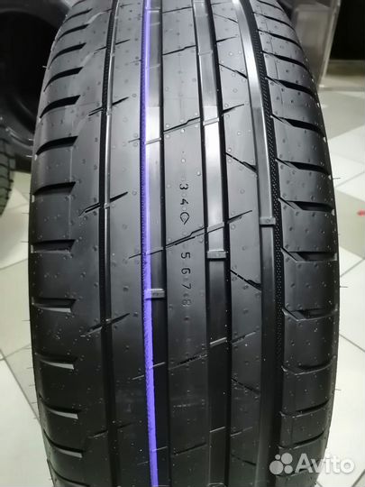 Nokian Tyres Hakka Black 2 SUV 235/65 R17 108V