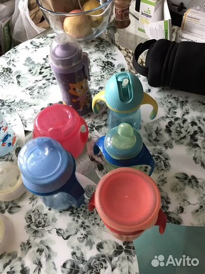 Бутылочки и поильники для малышей