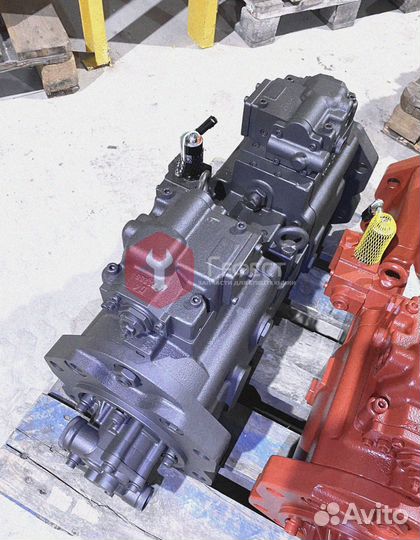 Основной насос Volvo EC330CLD K3V180DT