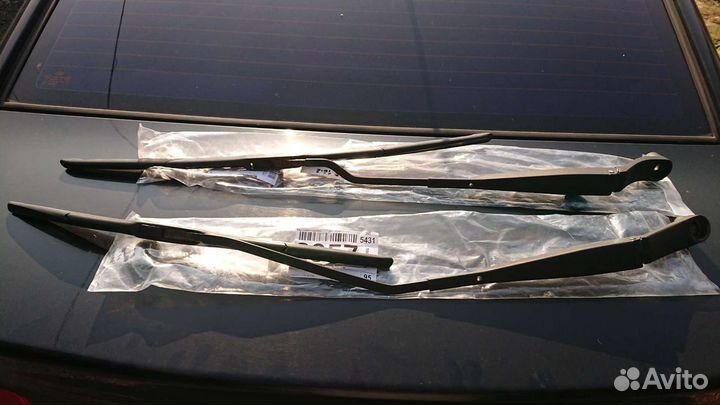 Поводки дворников (держатели стеклоочистителей) Ki