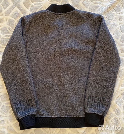 Джемпер на кнопках на мальчика