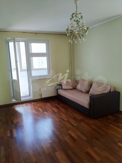 2-к. квартира, 65 м², 6/17 эт.