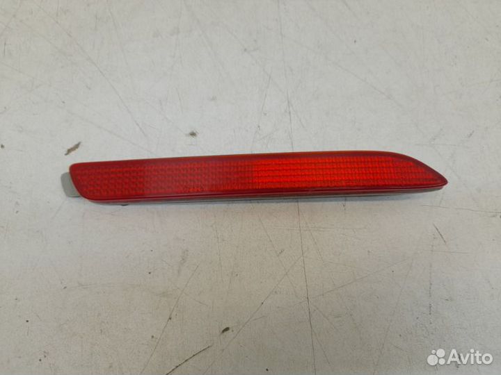 Катафот в бампер задний правый Toyota Camry V50