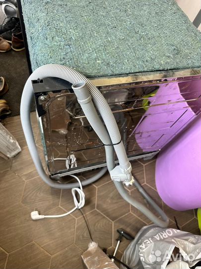 Посудомоечная машина 60 см новая