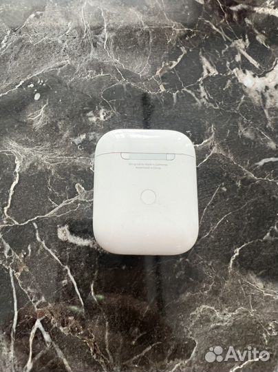 Беспроводные наушники apple airpods