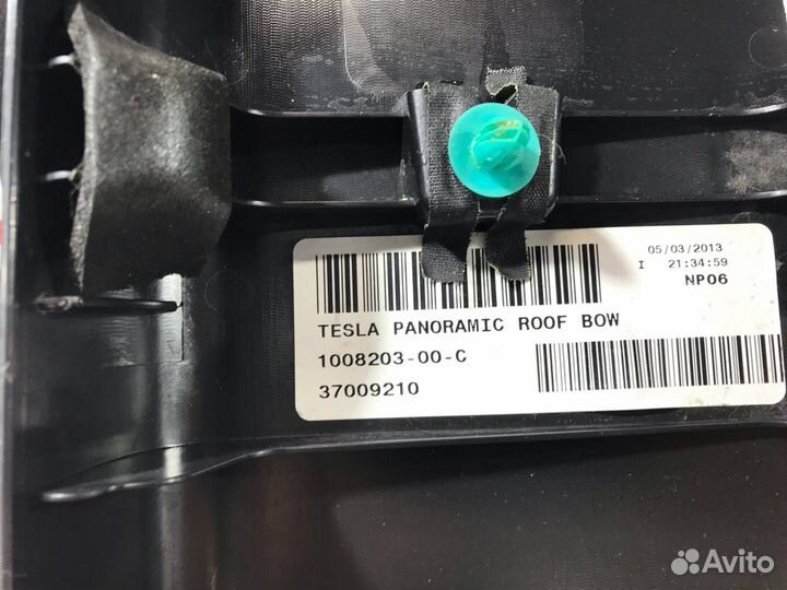 Панель панорамного потолка Tesla Model S 2015