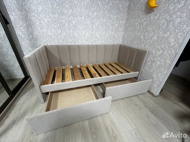 Кровать детская