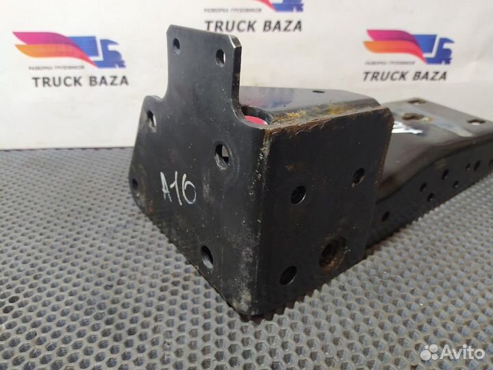 9305201433 Кронштейн подножки левый