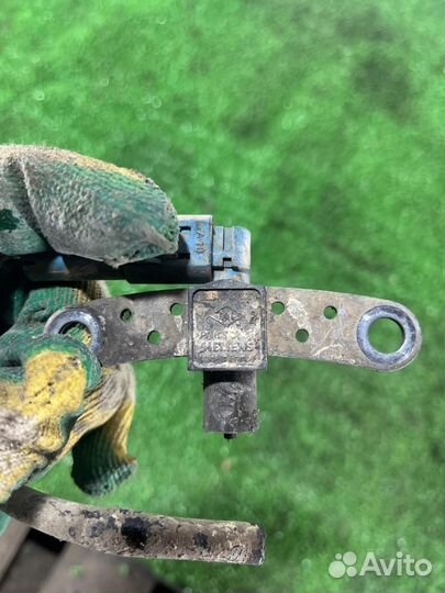 Датчик положения коленвала Renault Logan I