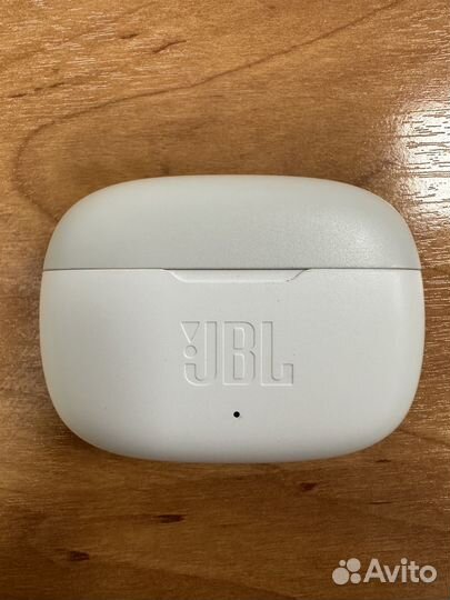 Наушники jbl wave200