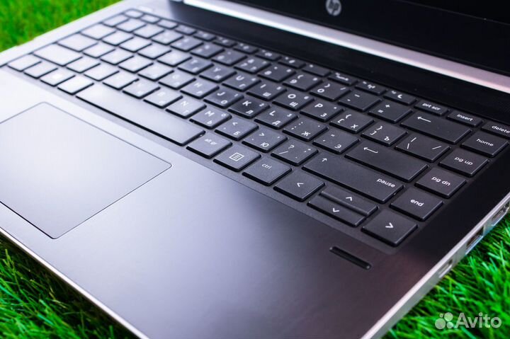 Ноутбук HP i5 8250, 8Gb, SSD 512Gb, 1920х1080