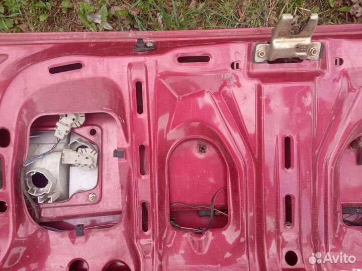 Крышка багажника Audi 80 b3