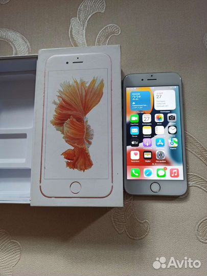 Телефон iPhone 6s