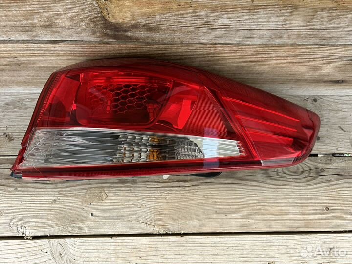 Фонарь задний правый kia Rio (2011-2017)