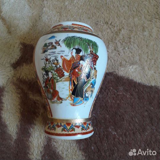 Фарфоровые фигурки