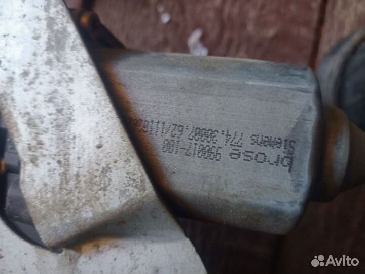 Стеклоподъемник передний правый Opel Omega B рест