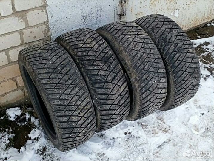 Goodyear Ultragrip Ice Arctic 205/55 R16