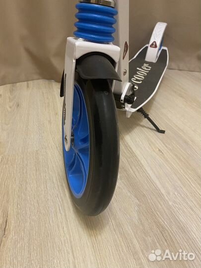 Самокат взрослый с большими колесами