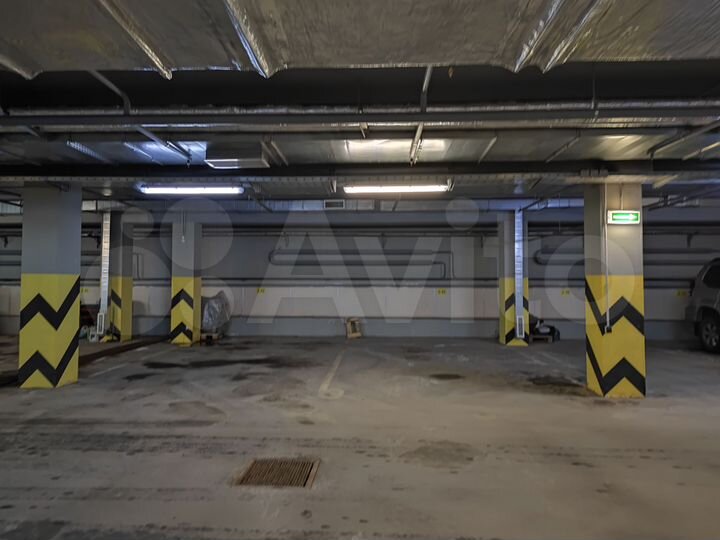 Машиноместо, 23 м²