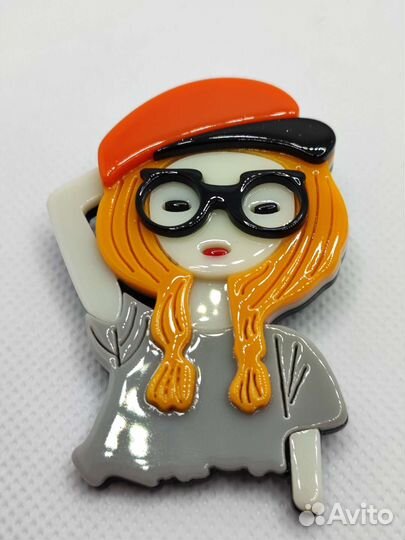 Стильная брошь/ Объемная брошь