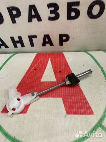 Дверная защелка задняя правая Dodge Caliber 2007