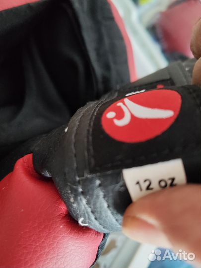 Боксерские перчатки 12 oz