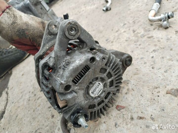 Генератор ниссан нот/ Nissan note HR16