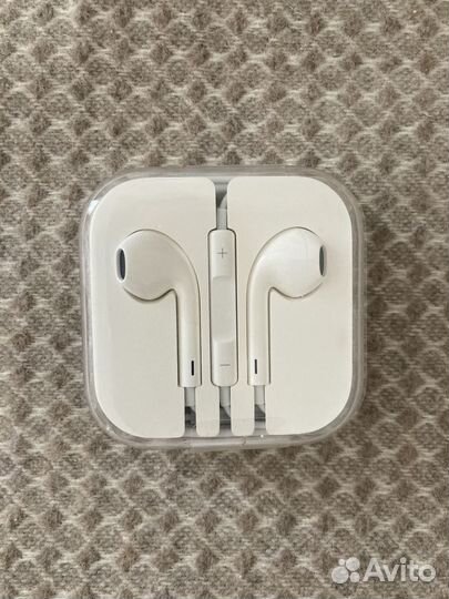 Наушники earpods Apple.Оригинал.Новые.3,5 мм