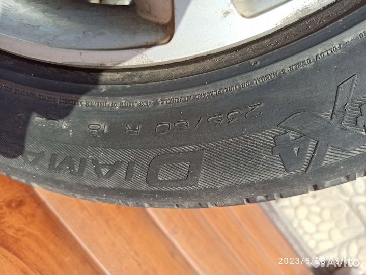 Колеса R18 на литых дисках 5/114.3