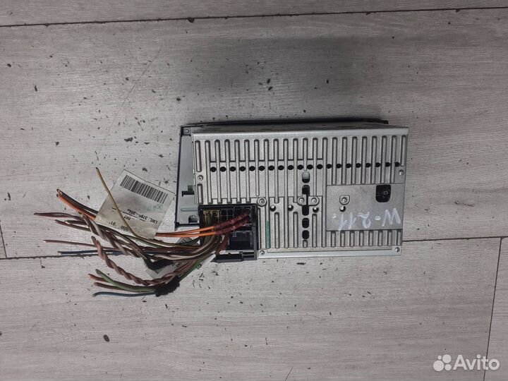 Магнитола Mercedes W211 / W219