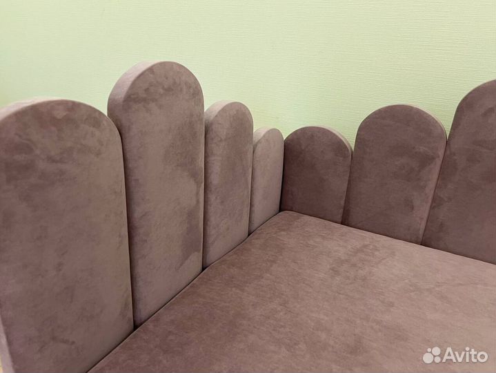 Кровать с ортопедическим матрасом