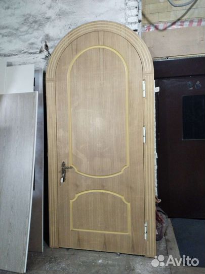 Дверь входная металлическая