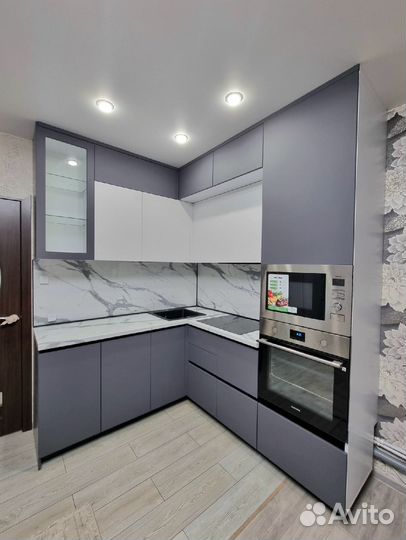 Кухня на заказ. Угловой гарнитур