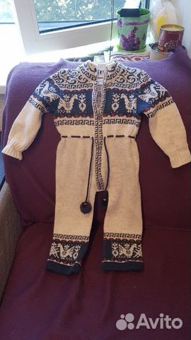 Вязанный новый костюм