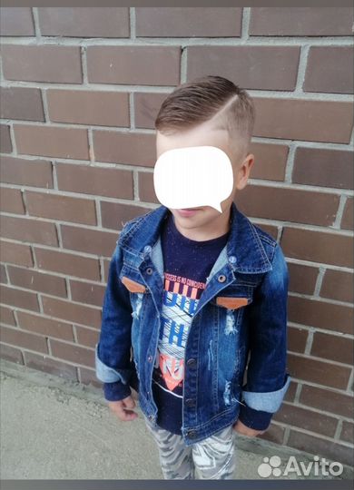 Джинсовая куртка для мальчика 116, 122