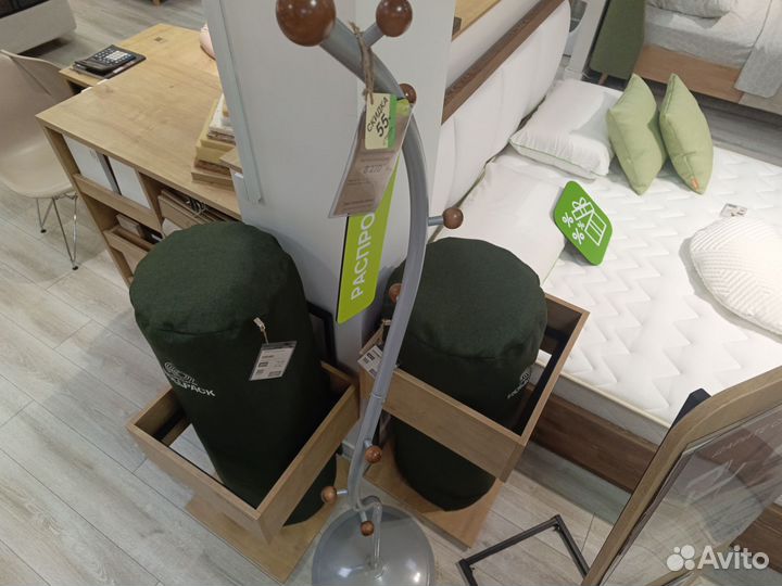 Вешелка напольная массив бука