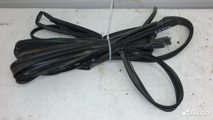 Уплотнитель Chery Tiggo T11